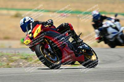 media/May-16-2025-2WTD (Fri) [[87c82739e1]]/B Group/Session 3 (Turn 4)/